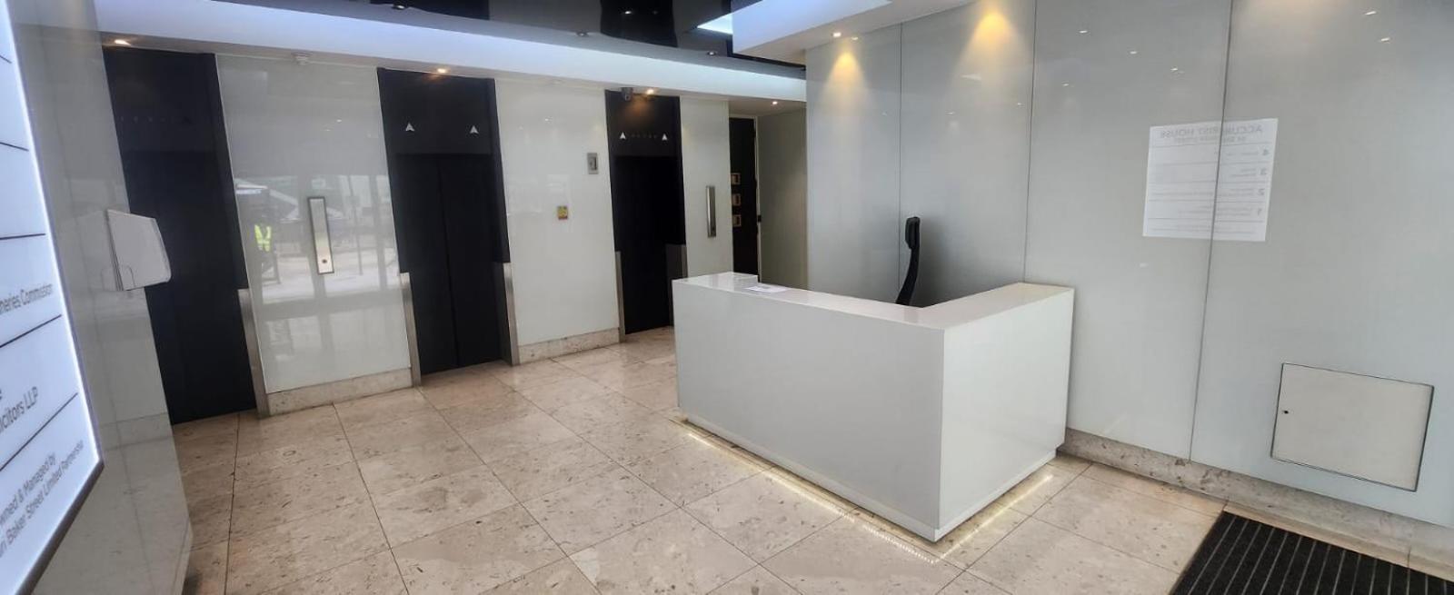 Top Floor Room In Baker St London Exterior foto